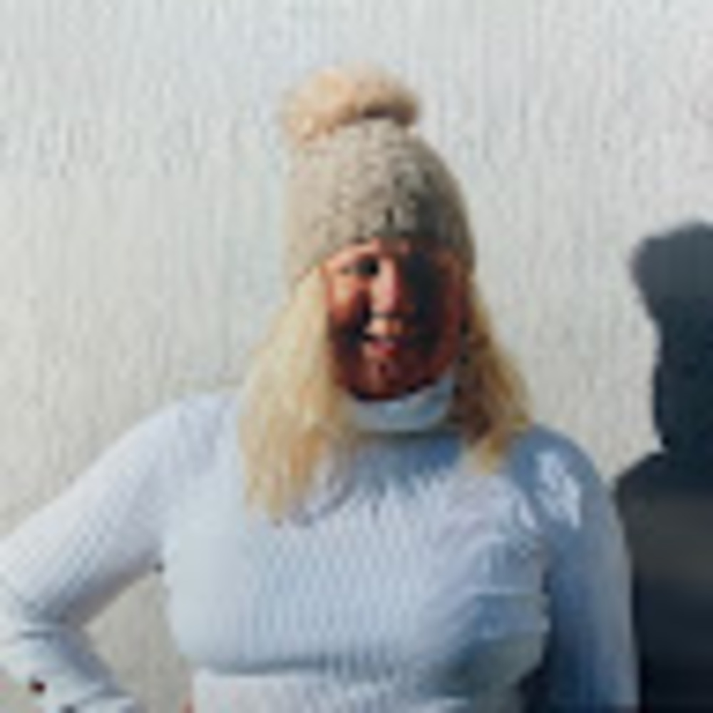 Meet your Posher, Renee'